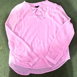 Ann Taylor pink blouse (looks like new)